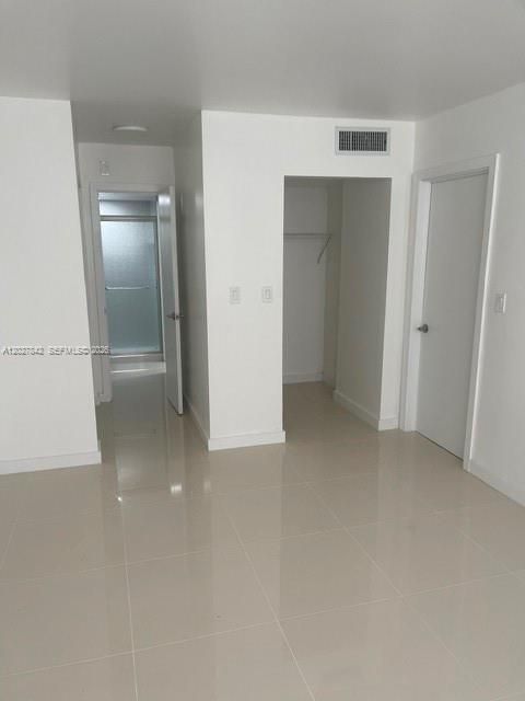 For Sale: $159,900 (1 beds, 1 baths, 658 Square Feet)