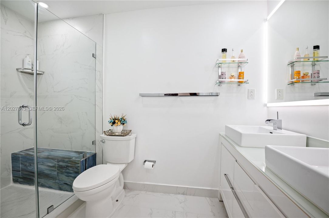 En Venta: $585,000 (3 camas, 2 baños, 1499 Pies cuadrados)
