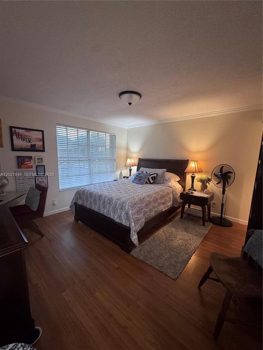 For Sale: $415,000 (3 beds, 2 baths, 1444 Square Feet)