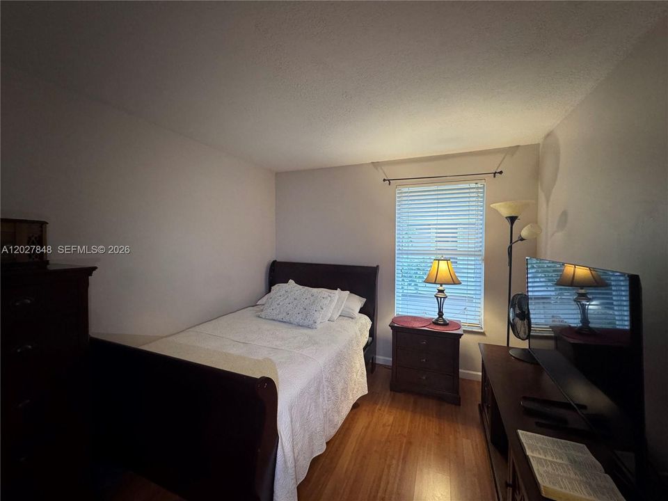 For Sale: $415,000 (3 beds, 2 baths, 1444 Square Feet)
