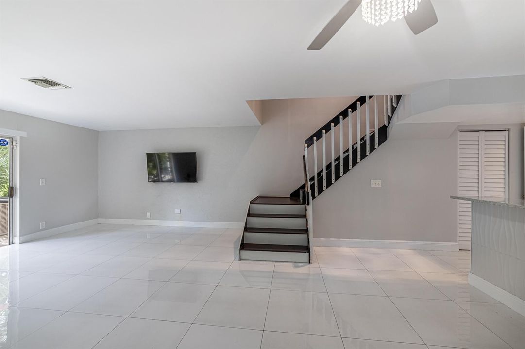 Livingroom-E