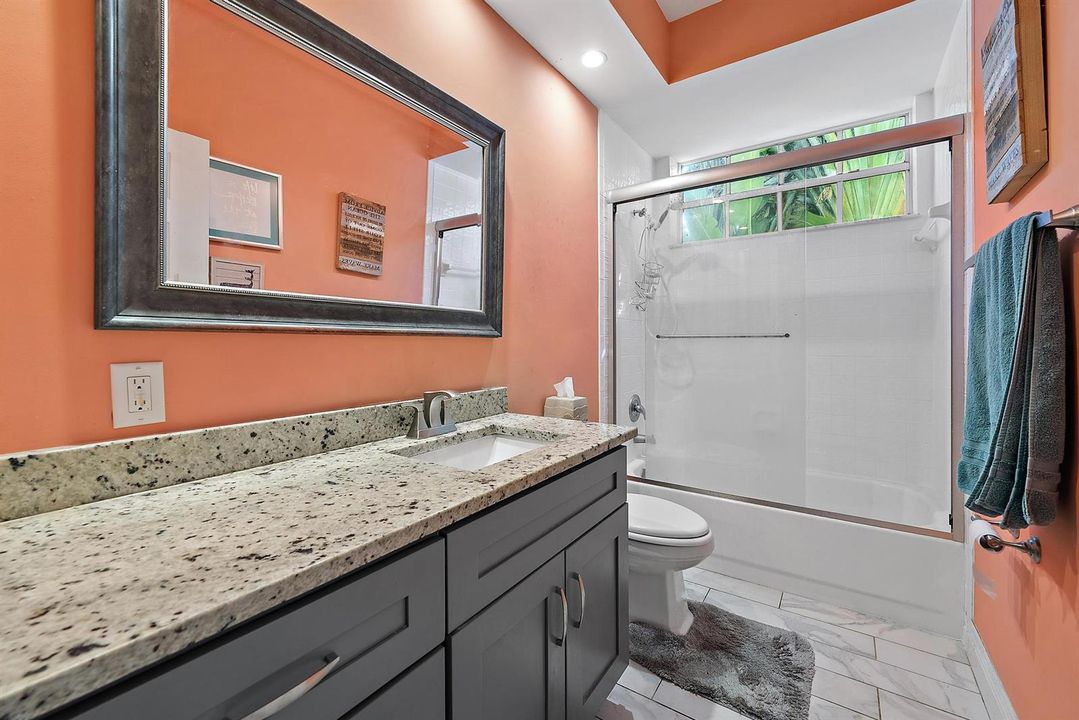 2nd Bathroom