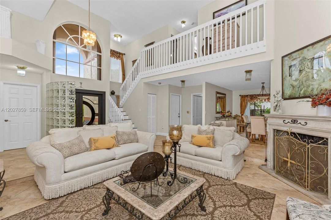 Active With Contract: $950,000 (4 beds, 3 baths, 2476 Square Feet)