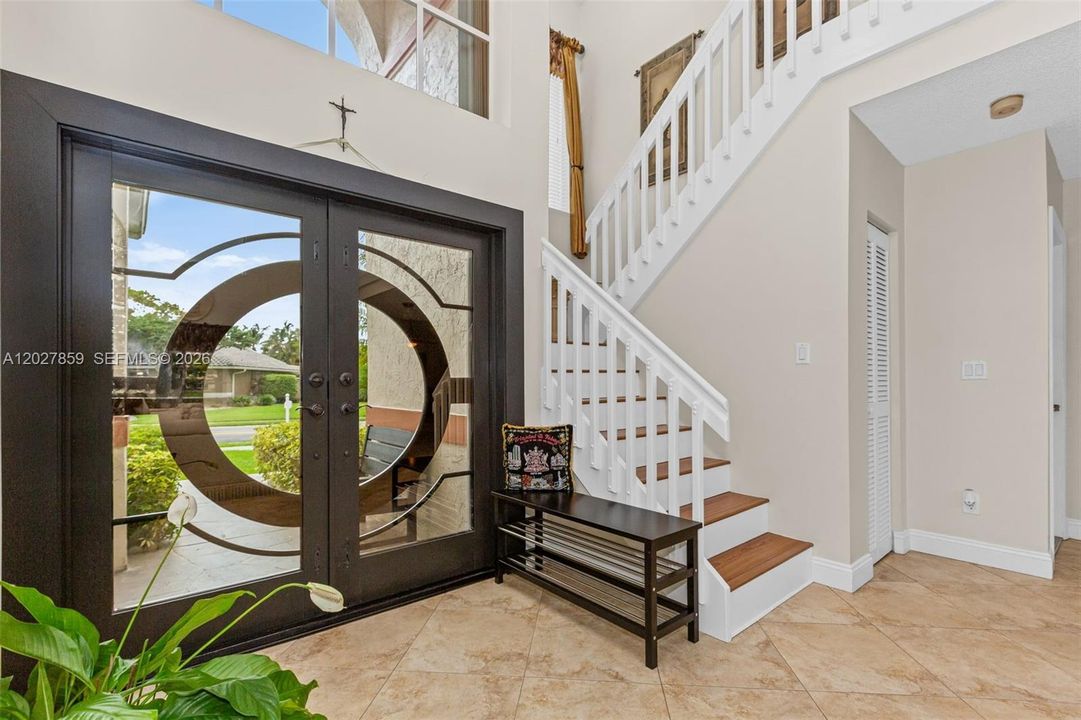 Active With Contract: $950,000 (4 beds, 3 baths, 2476 Square Feet)