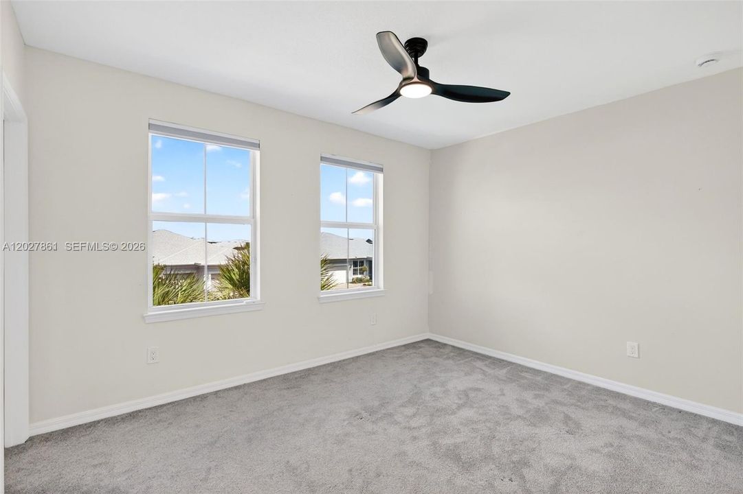 For Sale: $564,900 (5 beds, 4 baths, 2896 Square Feet)