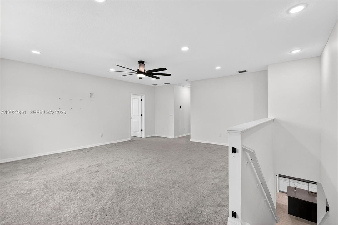 For Sale: $564,900 (5 beds, 4 baths, 2896 Square Feet)