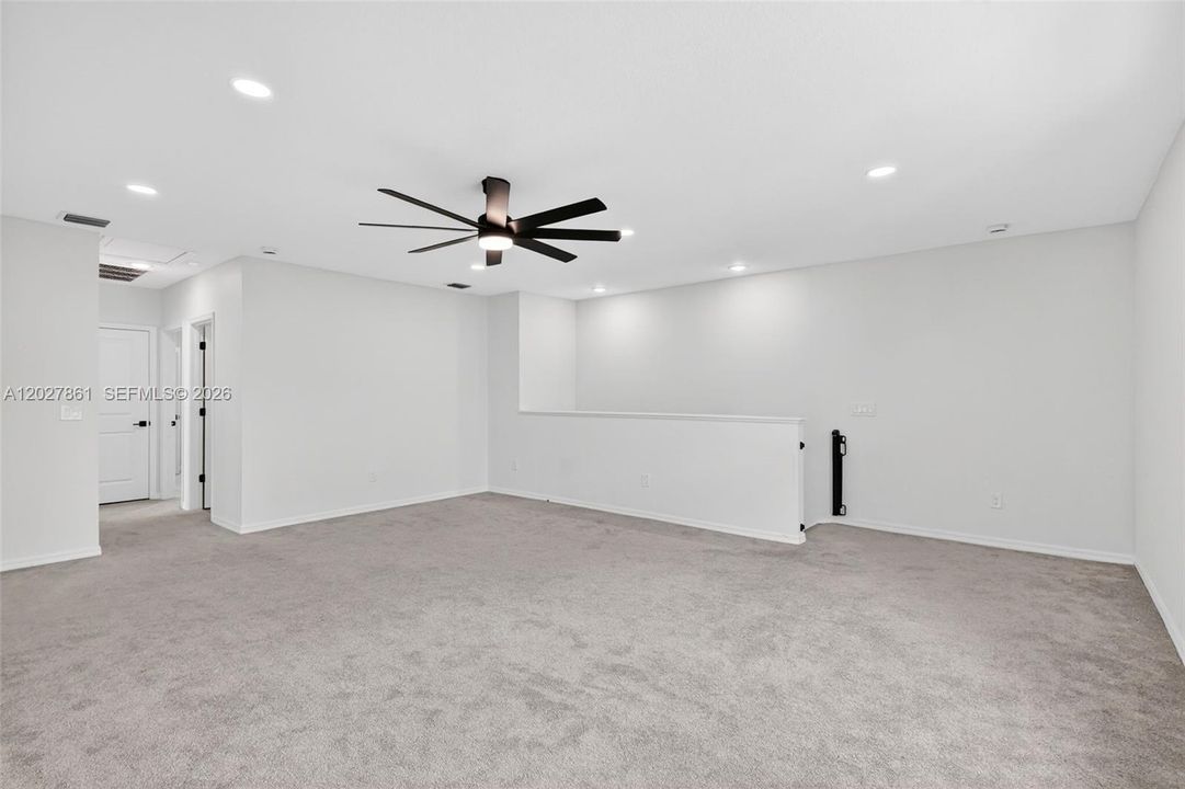 For Sale: $564,900 (5 beds, 4 baths, 2896 Square Feet)
