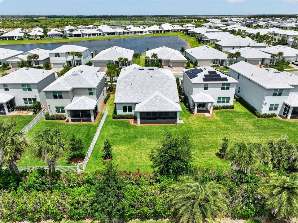 For Sale: $564,900 (5 beds, 4 baths, 2896 Square Feet)