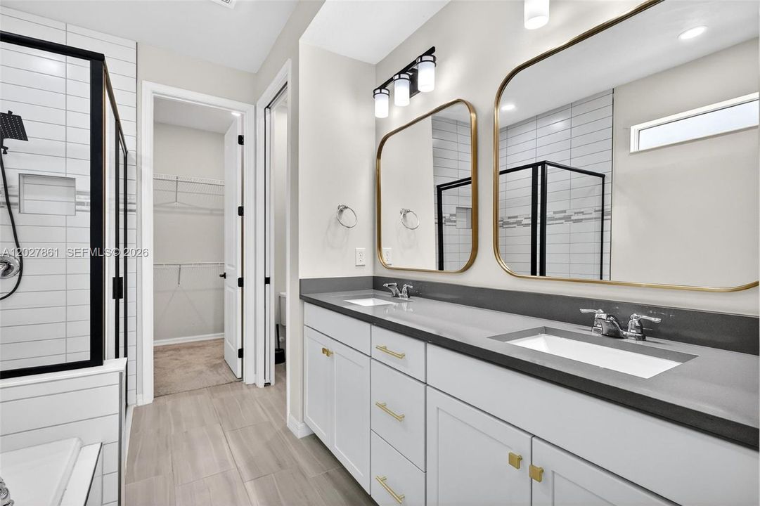 For Sale: $564,900 (5 beds, 4 baths, 2896 Square Feet)