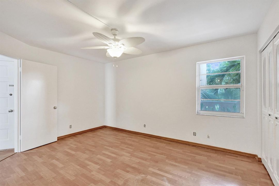304Golfview304-Master Bed 2