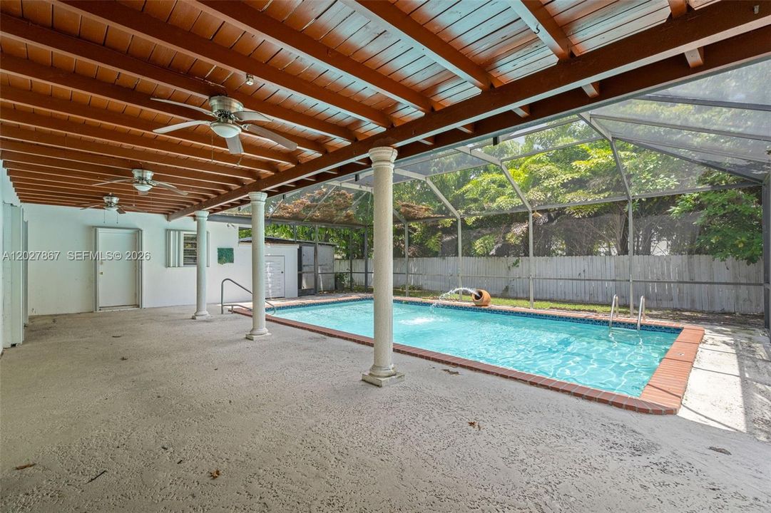For Sale: $699,900 (4 beds, 3 baths, 2133 Square Feet)
