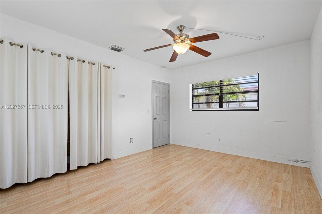 For Sale: $699,900 (4 beds, 3 baths, 2133 Square Feet)