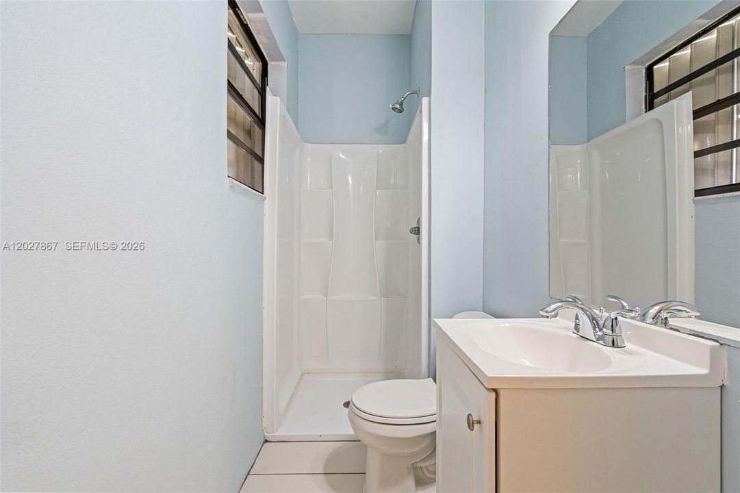 For Sale: $699,900 (4 beds, 3 baths, 2133 Square Feet)