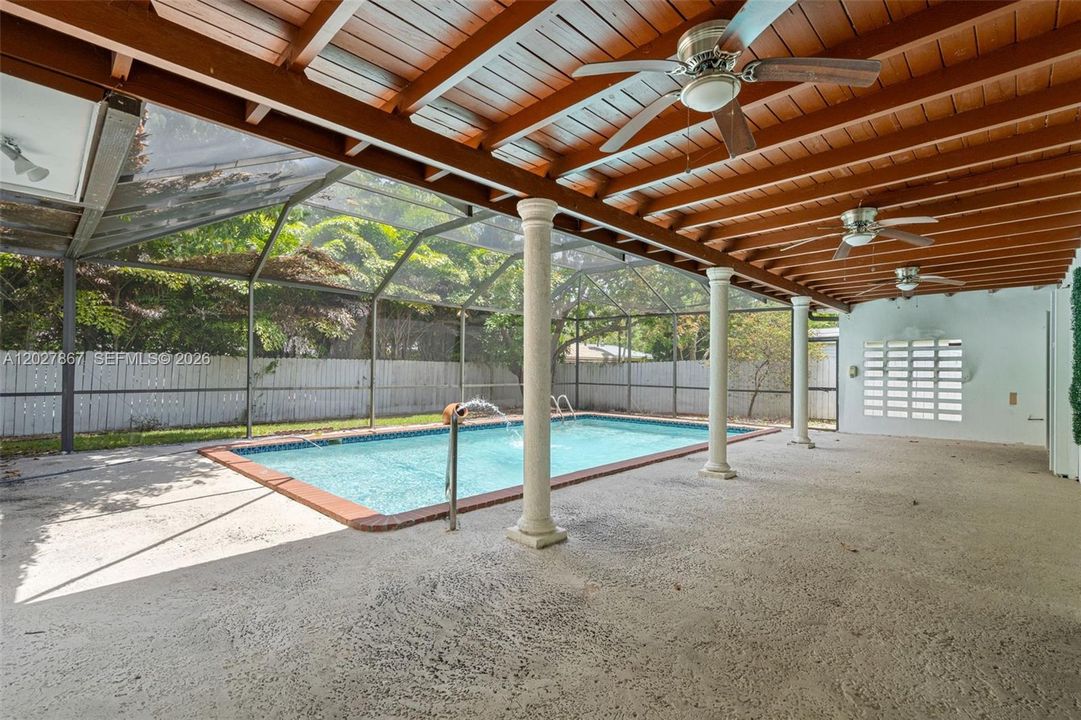 For Sale: $699,900 (4 beds, 3 baths, 2133 Square Feet)
