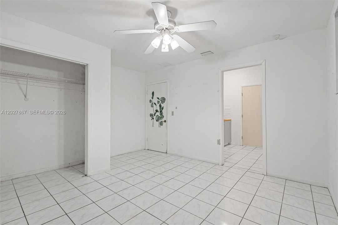 For Sale: $699,900 (4 beds, 3 baths, 2133 Square Feet)