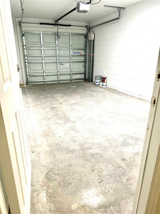 1 Car Garage