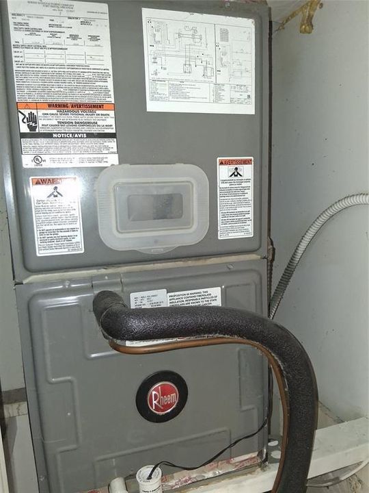 NEWER AC IN PERFEVT CONDITION