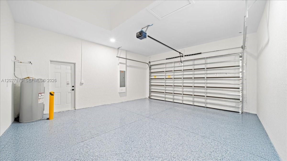 For Sale: $364,900 (4 beds, 2 baths, 1842 Square Feet)