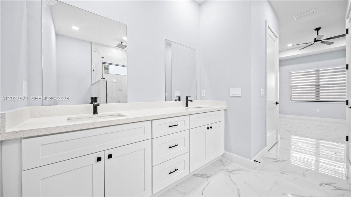 For Sale: $364,900 (4 beds, 2 baths, 1842 Square Feet)