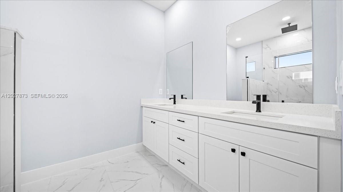 For Sale: $364,900 (4 beds, 2 baths, 1842 Square Feet)