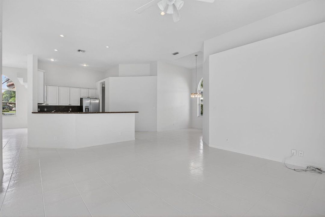 36-web-or-mls-10251-7793
