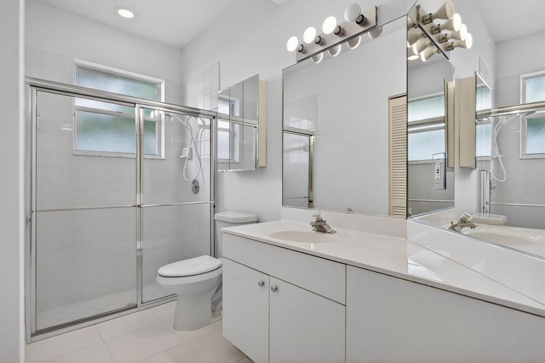 26-web-or-mls-10251-7744