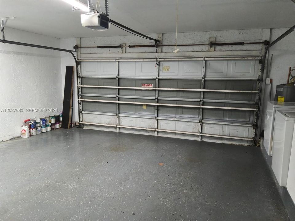 В аренду: $3,500 (3 спален, 2 ванн, 1611 Квадратных фут)