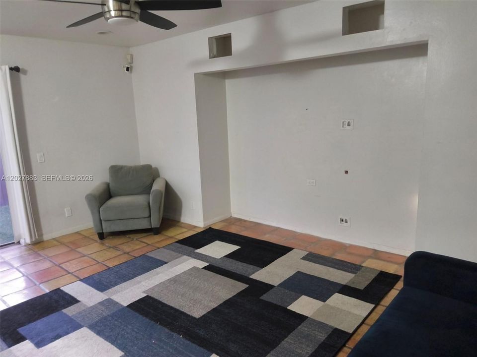 В аренду: $3,500 (3 спален, 2 ванн, 1611 Квадратных фут)
