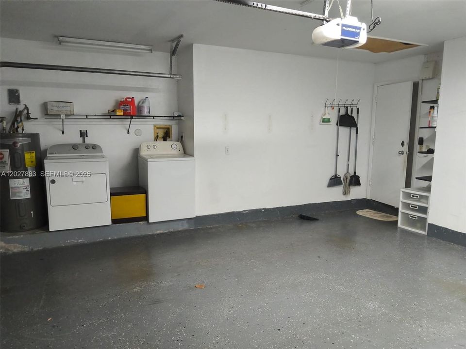 В аренду: $3,500 (3 спален, 2 ванн, 1611 Квадратных фут)