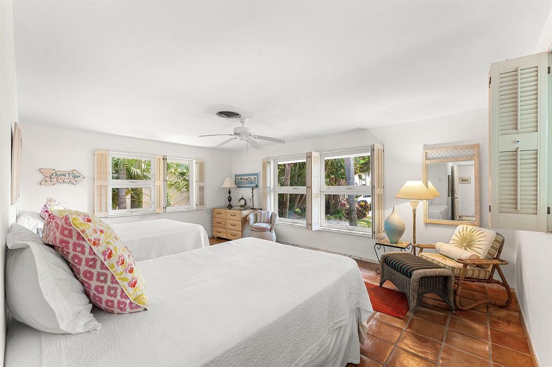 019-1350SpanishRiverRoad-BocaRaton-FL-33