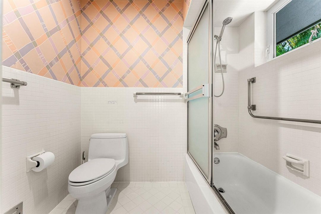 029-1350SpanishRiverRoad-BocaRaton-FL-33