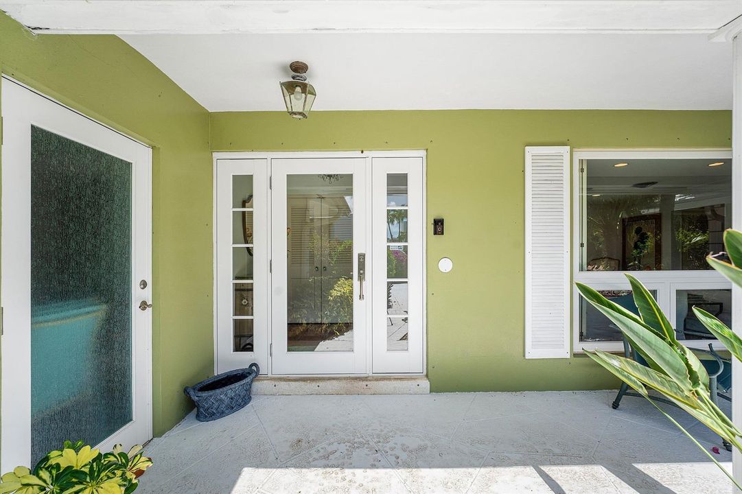 005-1350SpanishRiverRoad-BocaRaton-FL-33