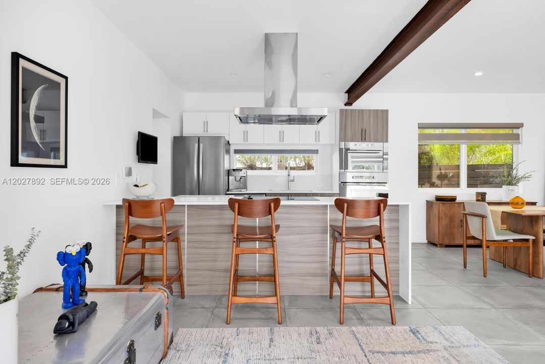 For Sale: $1,250,000 (3 beds, 2 baths, 1619 Square Feet)