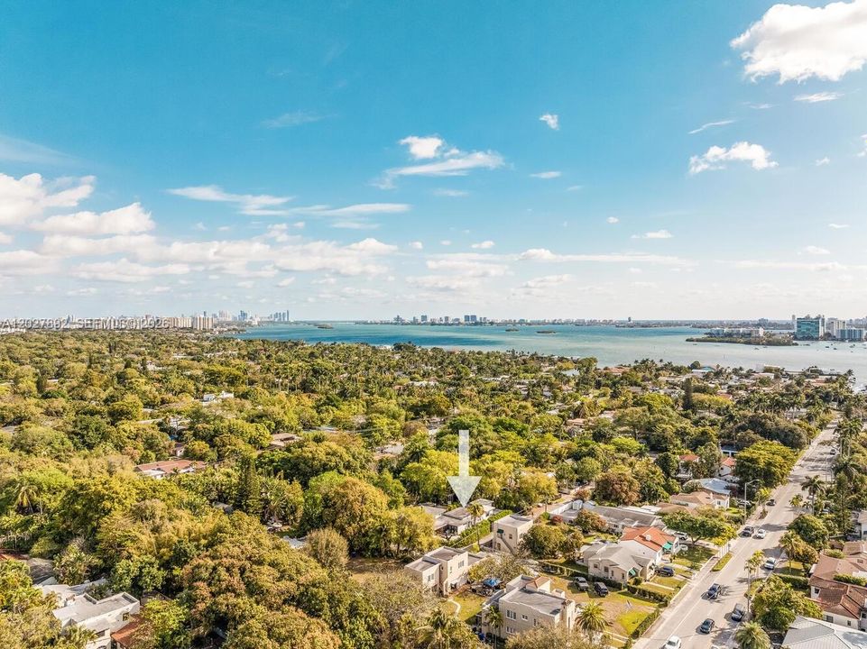For Sale: $1,250,000 (3 beds, 2 baths, 1619 Square Feet)