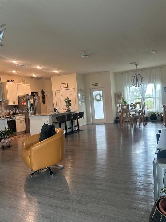 В аренду: $2,200 (3 спален, 2 ванн, 0 Квадратных фут)
