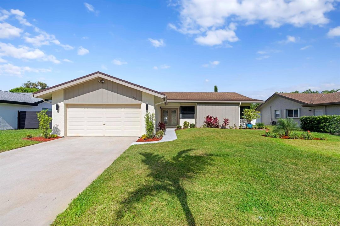 701 NW 48th Ave - Front 2
