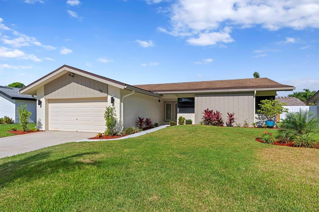 701 NW 48th Ave - Front 1