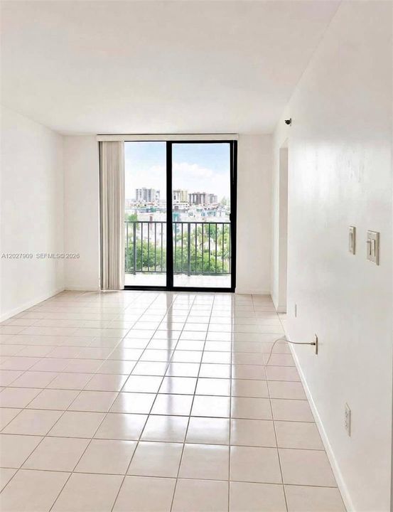 В аренду: $2,250 (1 спален, 1 ванн, 1061 Квадратных фут)