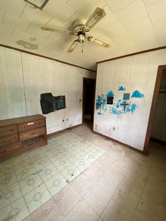 RAY ROOM ROOM 3