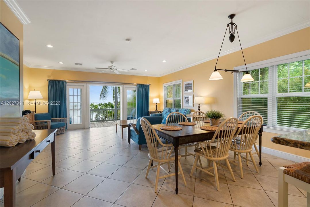 For Sale: $890,000 (3 beds, 2 baths, 1320 Square Feet)