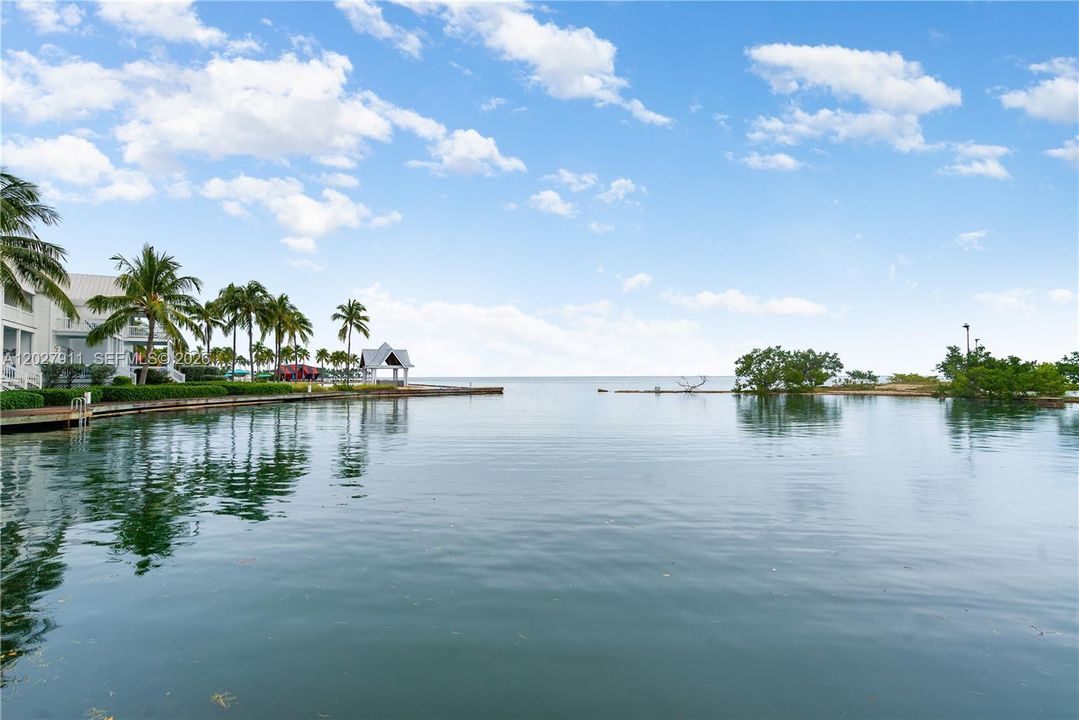 For Sale: $890,000 (3 beds, 2 baths, 1320 Square Feet)