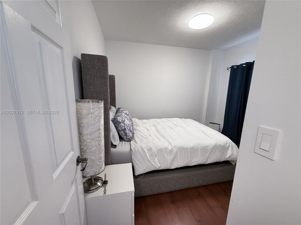 For Rent: $1,800 (1 beds, 1 baths, 598 Square Feet)