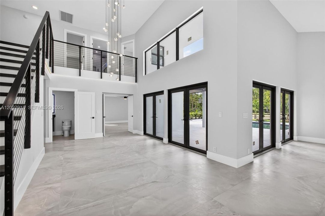 На продажу: $3,499,999 (5 спален, 4 ванн, 2962 Квадратных фут)