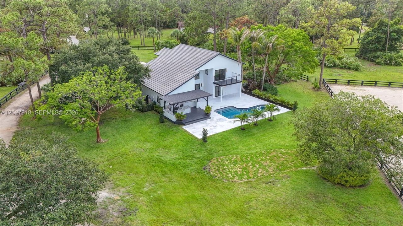 На продажу: $3,499,999 (5 спален, 4 ванн, 2962 Квадратных фут)