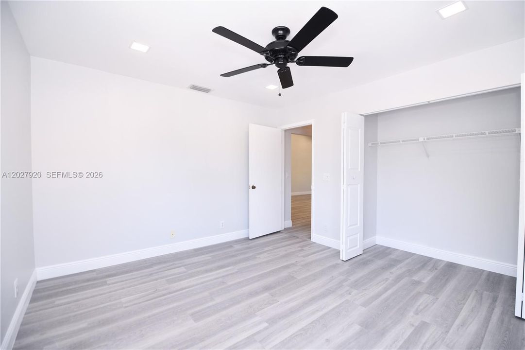 For Rent: $2,300 (2 beds, 2 baths, 985 Square Feet)