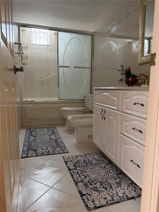 For Rent: $2,750 (2 beds, 2 baths, 1580 Square Feet)