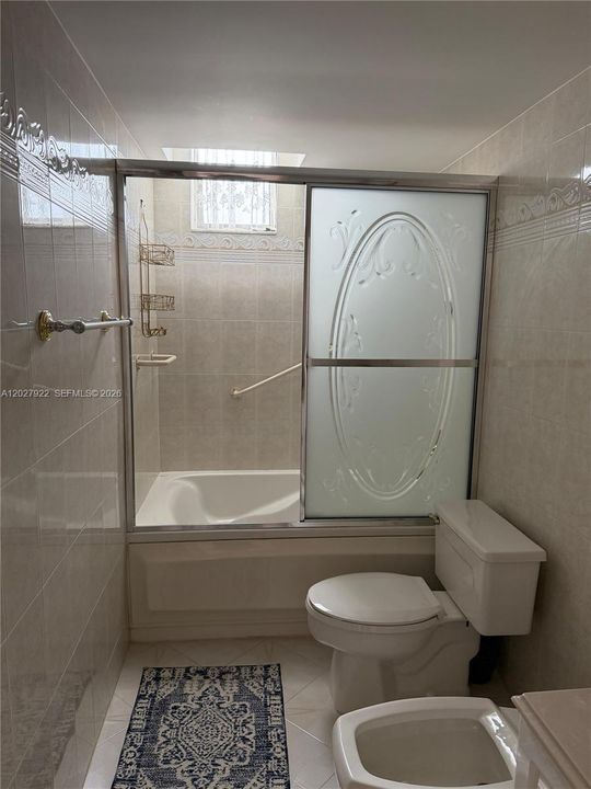 For Rent: $2,750 (2 beds, 2 baths, 1580 Square Feet)