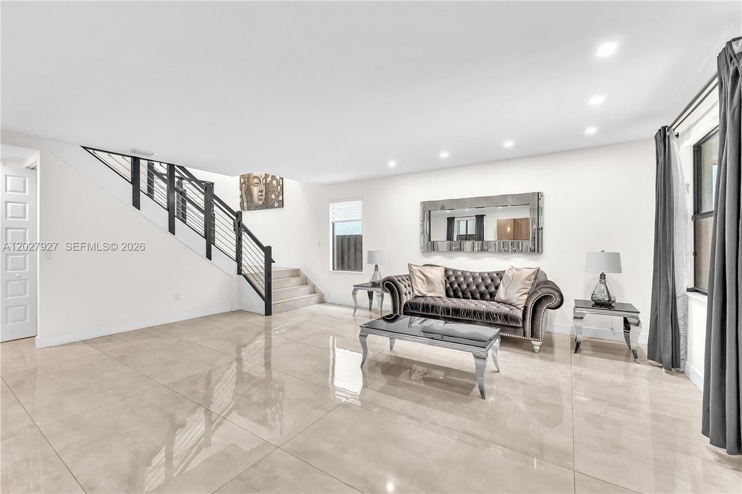 For Sale: $1,650,000 (4 beds, 4 baths, 3781 Square Feet)