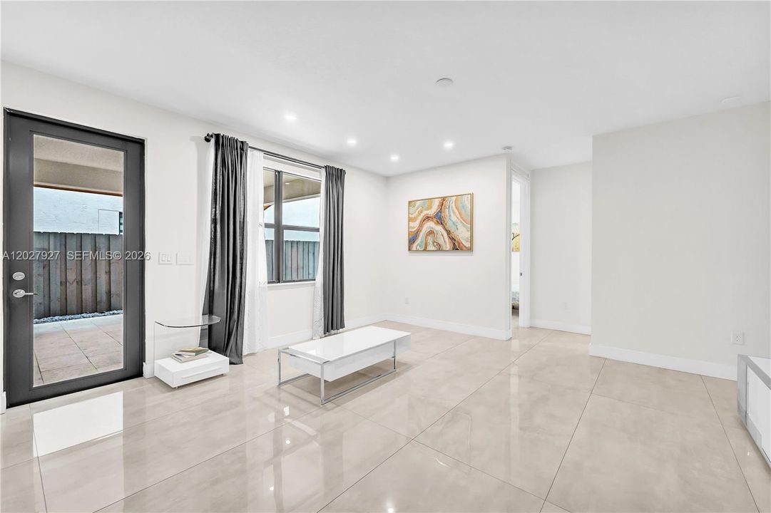 For Sale: $1,650,000 (4 beds, 4 baths, 3781 Square Feet)