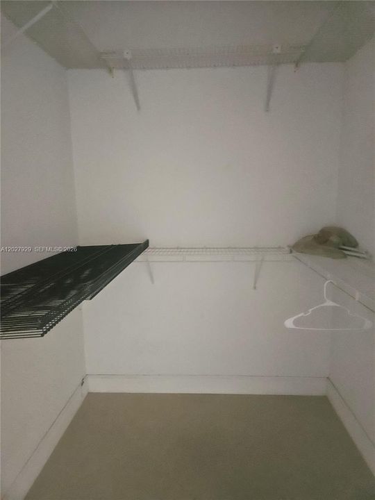For Rent: $2,450 (2 beds, 2 baths, 1214 Square Feet)